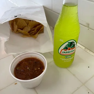 Los Chips & Salsa