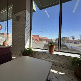 a view of the outside of a restaurant