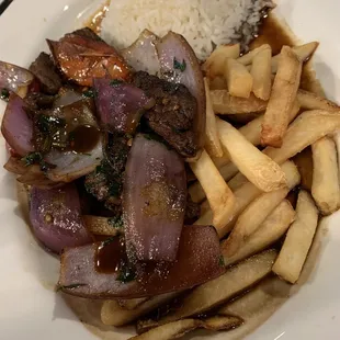 Lomo Saltado