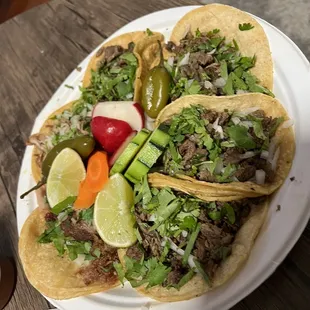 Carnitas &amp; carne Asada tacos