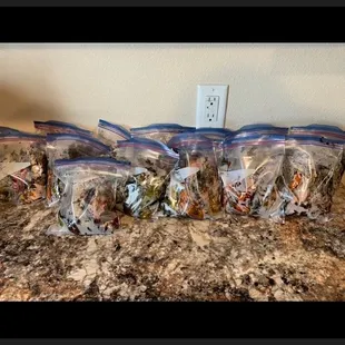 14 bags of 20 each (1/2 sack).