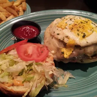 Green Chile Cheeseburger