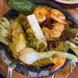 Molcajete &quot;Chiles Style&quot;