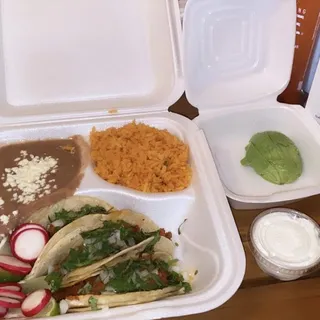Tres Tacos Estilo Americano
