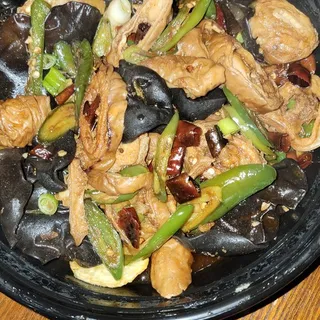 Dry Pot Pork Intestine