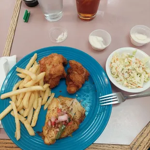 AYCE with a long-time friend! The hushpuppies showed up a couple minutes later!