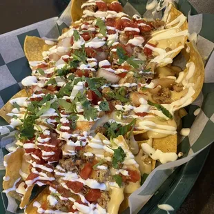 Large Nachos with Chicken
