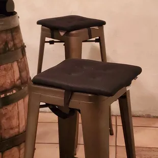 Classy addition to the stools - seat cushions. Nice touch, much appreciated