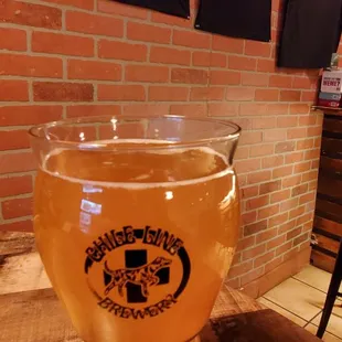 Llorona - kveik lager is malty, smooth, and super flavorful