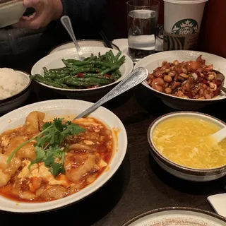 (L) Braised Fish Fillet w. Tofu