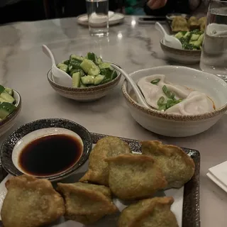 Vegetable Pot Stickers (6)