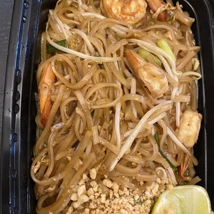 33. Pad Thai Noodles