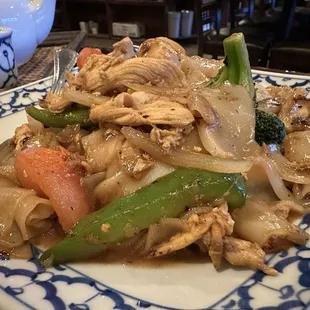 Drunken Noodles, Kee Mao Noodles