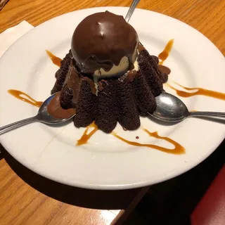 Molten Chocolate Cake