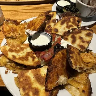 Ordered meal, burnt, little chicken and non existent bacon