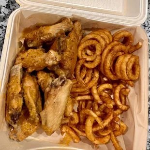 bbq wings, chicken, chicken wings, chicken wings and fried chicken, food, fried chicken, bbq chicken, fried chicken wings, poultry