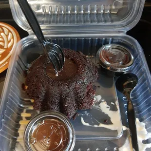 Frozen molten cake