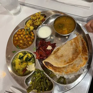 16. Veg -Thali