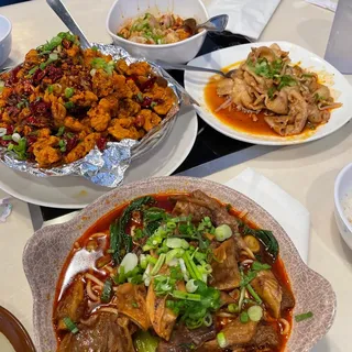 Stewed Beef Sirloin With Potatoes (Spicy)