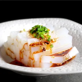 Handmade Green Bean Jelly in Chili Sauce