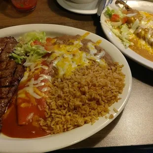 Carne asada ranchera, rice refried beans,and cheese enchiladas. With a side order of chili relleno. Great good and service.
