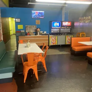 sushi and sashimi, interior