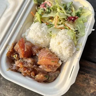 Ahi tuna poke ono lunch plate. IG @clinkdrinkeat.ct
