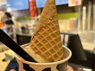 Old Town Ice Cream Parlor