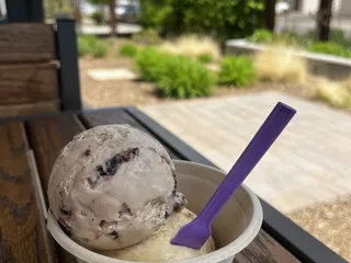 Heidi's Ice Cream Shop