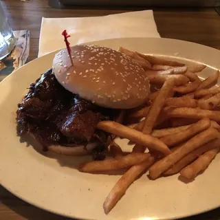Sliced BBQ Brisket Sandwich