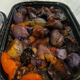 Eggplant with garlic sauce
