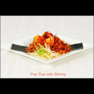 pad thai with shrimp