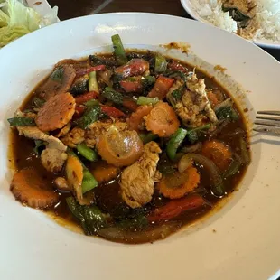 32. Stir Fried Basil with Chicken