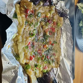 Garlic whole eggplant