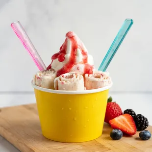 Strawberry Rolled Ice Cream (Dessert)