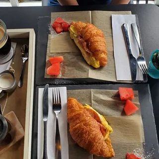 Croissant with Egg & Cheese