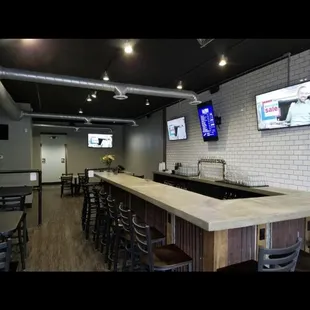 the bar and televisions