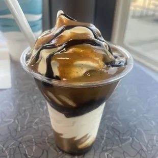 Chilly Willy's Ice Creams & Grill