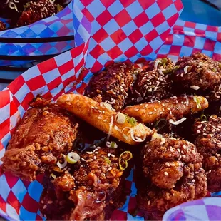 Legend of Spicy Sauce wings 8pcs