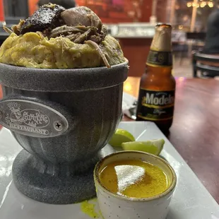 Mofongo con pernil