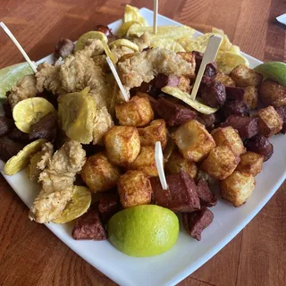 Fried Meats Sampler with Plantain Chips