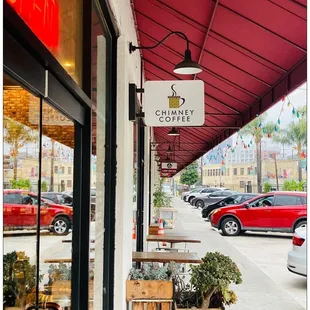 Good Morning! Welcome to Chimney Coffee House. #ChinatownLA #FelizViernes