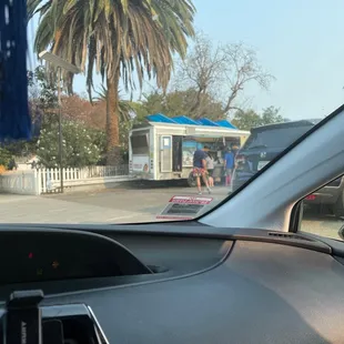 The most poppin halal Mexican truck this side of Cali