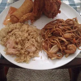 Shrimp Lo mein shrimp fried rice egg roll and chicken wings