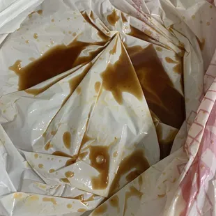 The mess how we got the food. Very bad packaging!