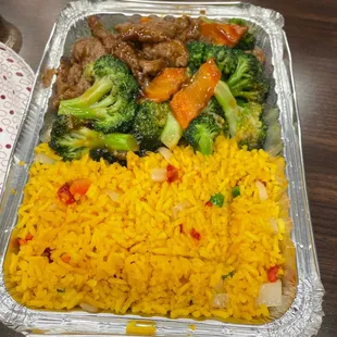 Fried rice and beef with broccoli