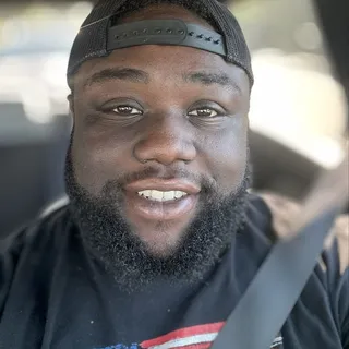 Deshawn T.