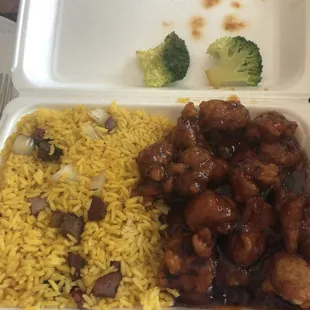 C22 General Tso's Chicken with Pork Fried Rice