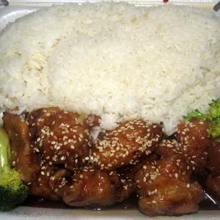 Sesame Chicken #19 Lunch Special $5.70