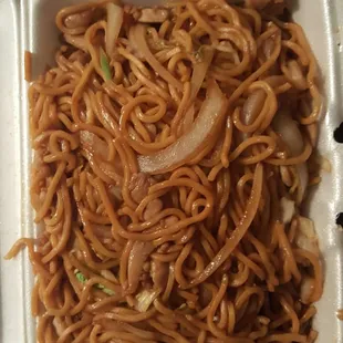 Chicken Lo Mein